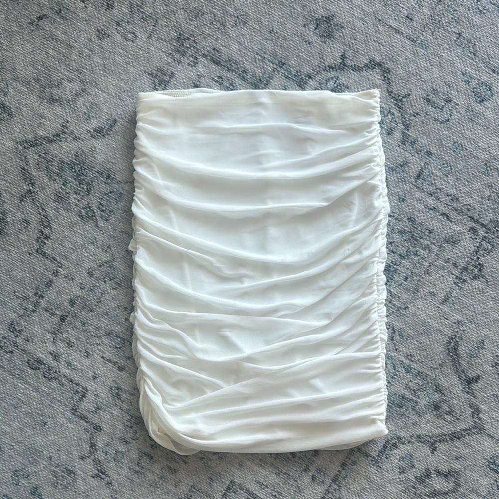 Elegant White Ruched Skirt